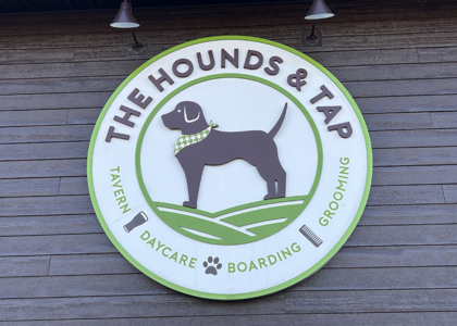 Hounds & Tap – The Hangout for Hounds and Humans